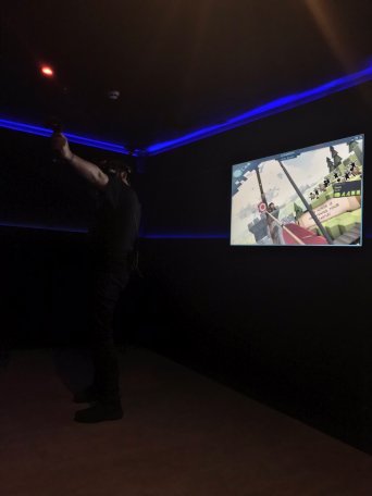 Dxh7_vNWkAEc5dQ.jpg large.jpg